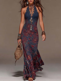 Maxi-Fishtail-Kleid aus Retro-Spitze mit Halterauschnitt