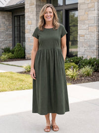 Entspanntes Midi-Kleid mit Taschen