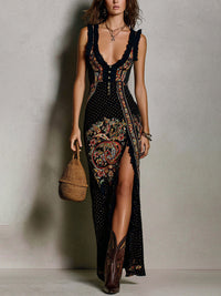 Bohemian Bedrucktes Kleid mit Tiefem V-Ausschnitt und Hohem Schlitz