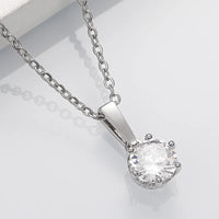 Klassische Kette mit Zirkonia Anhänger