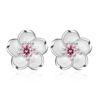 Blumenförmige Ohrstecker mit Zirkonia