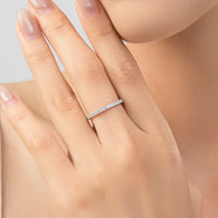Minimalistischer beleuchteter Eternity Ring