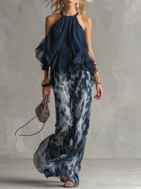 Ludovica - elegant aus Chiffon mit hochgeschlossenem Top und weit geschnittenen, bedruckten Hosen